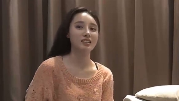 98年 顔 值 女 神 五 官 精 致 全 程 表 演 激 情 四 射 讓 人 欲 罷 不 能