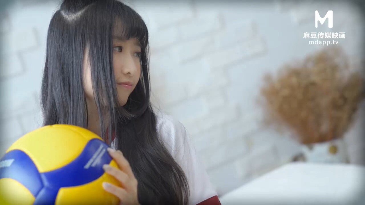 國産麻豆AV 麻豆女神微愛視頻 俏皮可愛小學妹 阿乃 PV